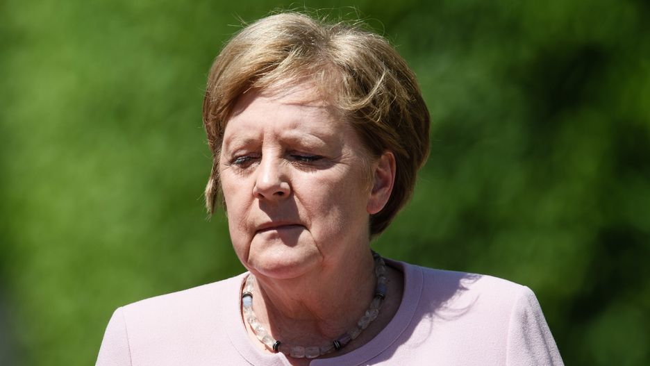 Kanclerz Niemiec Angela Merkel w czasie uroczystego powitania prezydenta Ukrainy w Berlinie