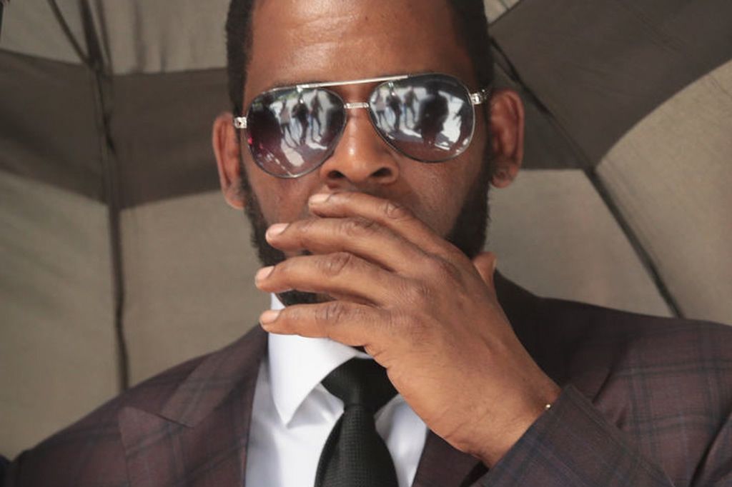 Sprawa R. Kelly'ego. Była obrończyni muzyka wyznaje: byłam przetrzymywana, miałam 2 aborcje