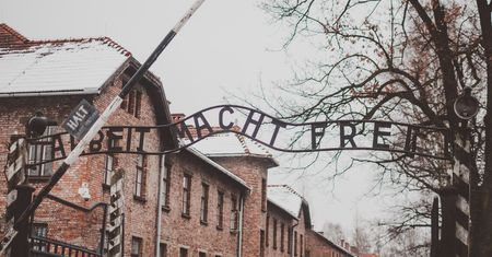 Jeden na dwudziestu Brytyjczyków twierdzi, że Holokaustu nie było
