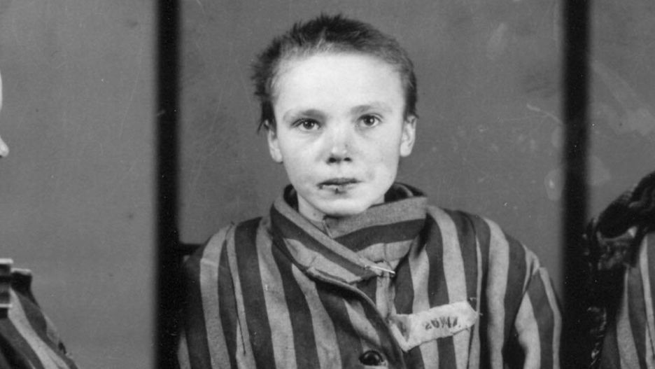 Czesława Kwoka trafiła do obozu koncentracyjnego Auschwitz-Birkenau razem z matką. Zginęła 12 marca 1943 r.