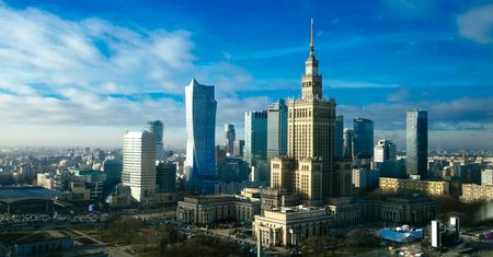 Warszawa. Pogoda na dziś. W sobotę będzie ciepło? Sprawdź, czy czeka nas słoneczny weekend