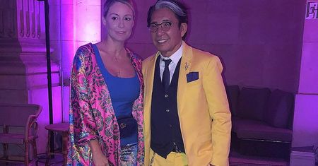 Małgorzata Rozenek i Kenzo Takada na wspólnym zdjęciu. Udana stylizacja prezenterki