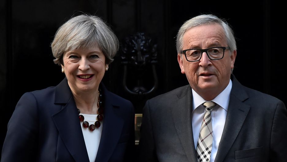 Theresa May i Jean-Claude Juncker
