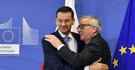 KE podwyższyła prognozę wzrostu PKB Polski. Z 3,6 do 4,2 proc.