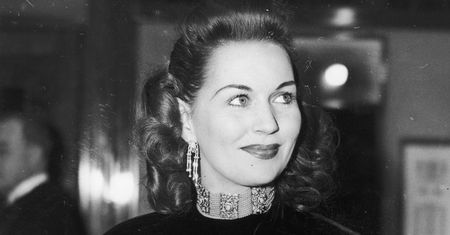 KRÓTKA HISTORIA MODY: choker