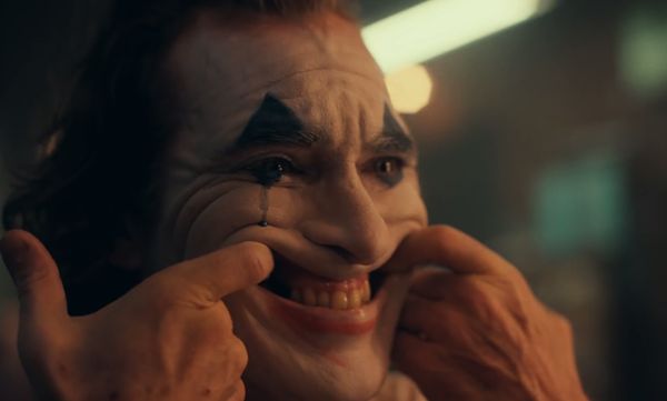 USA. Wojsko ostrzega obsługę kin przed możliwymi aktami przemocy na seansach filmu "Joker". 