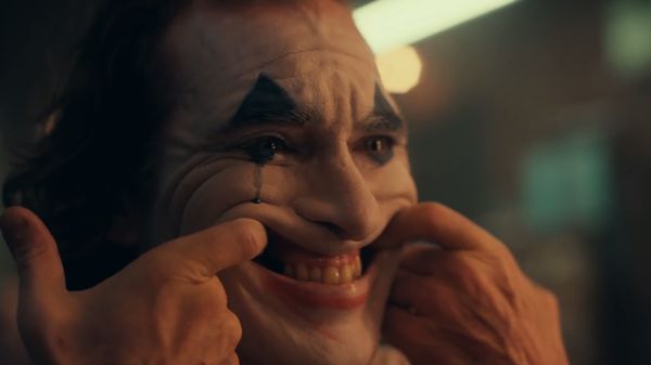 USA. Wojsko ostrzega obsługę kin przed możliwymi aktami przemocy na seansach filmu "Joker". 