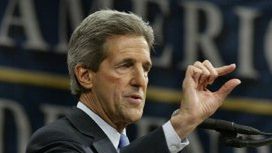 Kerry ciutkę lepszy od Busha