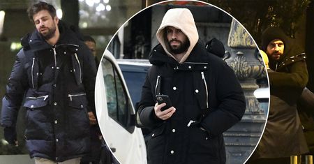 Paparazzi cały dzień chodzili za Gerardem Pique po Paryżu i się doczekali! Niecodzienne sceny tuż po wyjściu z hotelu