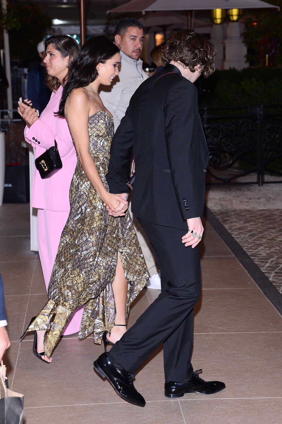 Brooklyn Beckham i Hana Cross w drodze na imprezę, Cannes 2019