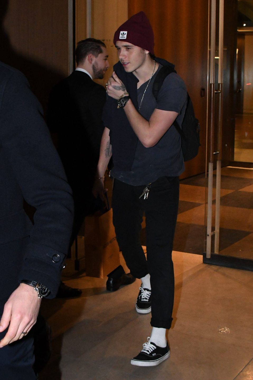 Brooklyn Beckham na ulicach Paryża