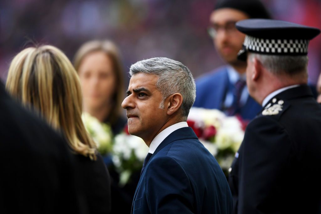 Muzułmański burmistrz Londynu jest celem ataków. Powracają nawet obalone oskarżenia
