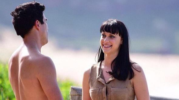 Jessica Falkholt na planie "Zatoki serc"