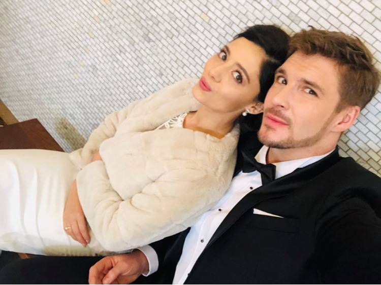 Adriana Kalska i Mikołaj Roznerski - drugie zdjęcie ślubne
