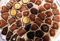 Złodzieje bankowi wpadli przez czekoladki