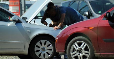 Auta złomowane w Niemczech trafiają na polskie drogi