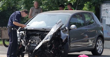 Coraz mniej Polaków decyduje się na AC