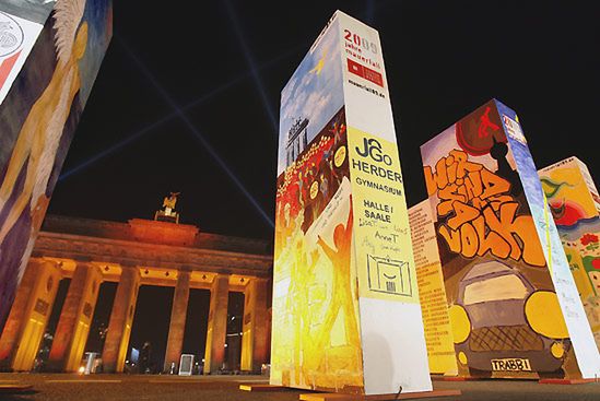 Wałęsa da impuls do ponownego zburzenia muru w Berlinie