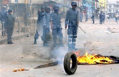 Gwałtowne starcia studentów z policją w Katmandu