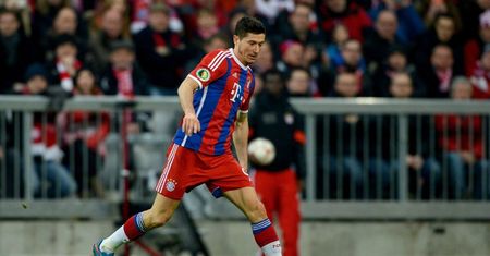 Robert Lewandowski kontra "Bóg futbolu". Kto okaże się lepszy?