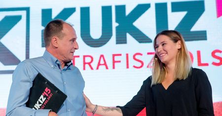 Córka Pawła Kukiza bierze ślub. Mamy zdjęcia z wieczoru panieńskiego