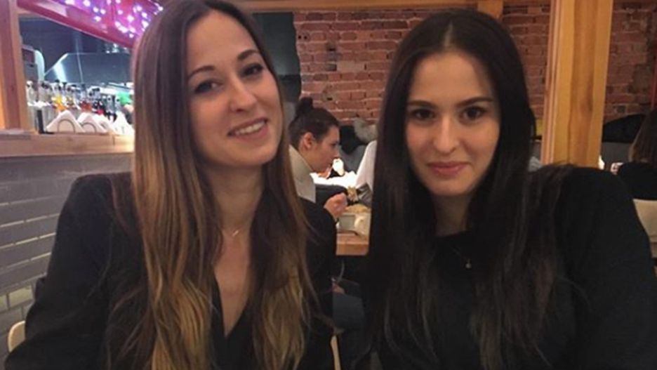 Julia i Pola Kukiz to dwie z trzech córek muzyka i polityka