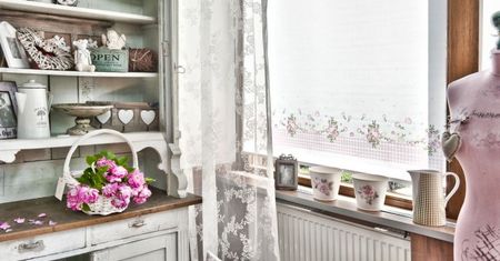 W co ubrać okna. Praktyczne rozwiązania do wszystkich domowych pomieszczeń