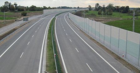 Ekrany akustyczne nie będą już osłaniały pól i lasów?