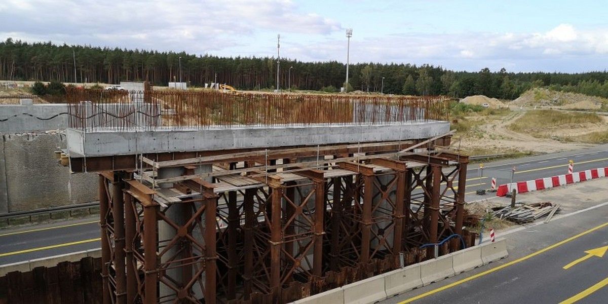 Budowa dróg w Polsce. Pierwsze kontrakty anulowane tuż po wyborach
