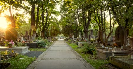 Pogoda na Wszystkich Świętych i Zaduszki. Najnowsze prognozy pogody dla Warszawy i całej Polski