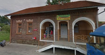 Łęki Strzyżowskie. Napadli na sklep z siekierą. Trwa obława