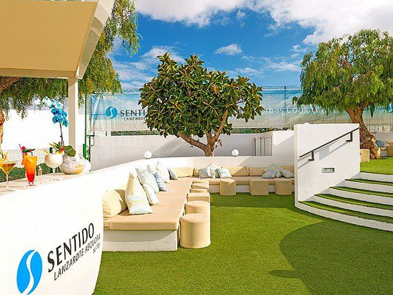 Hotel Aequora Lanzarote Suites (ex. Sentido) w Puerto del Carmen na Lanzarote 