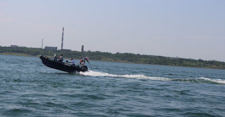 22-latek utonął niedaleko Tarnobrzegu, ratując kolegę. Trwają poszukiwania