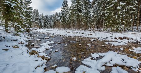 Tatry: drugi stopień zagrożenia lawinowego w górach