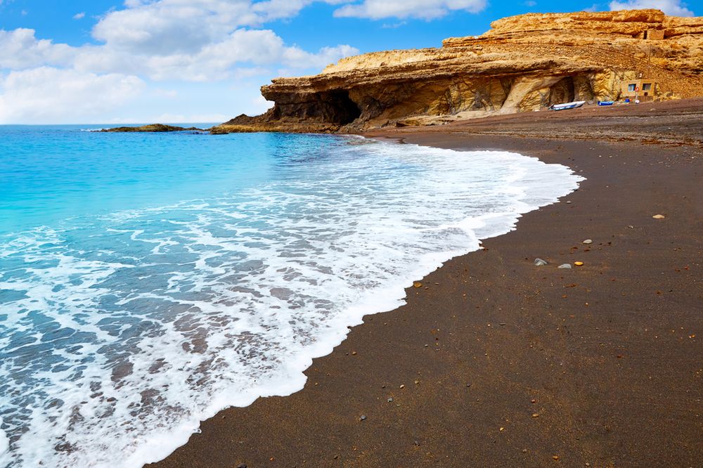 Wyspy Kanaryjskie idealne na urlop w marcu. Wycieczki tańsze o prawie 50 proc.