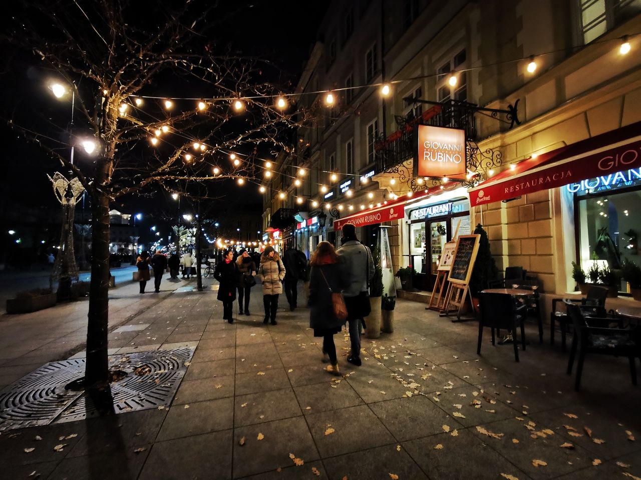 Świąteczna iluminacja Warszawa 2019. Dekoracje rozbłysną już w tym tygodniu