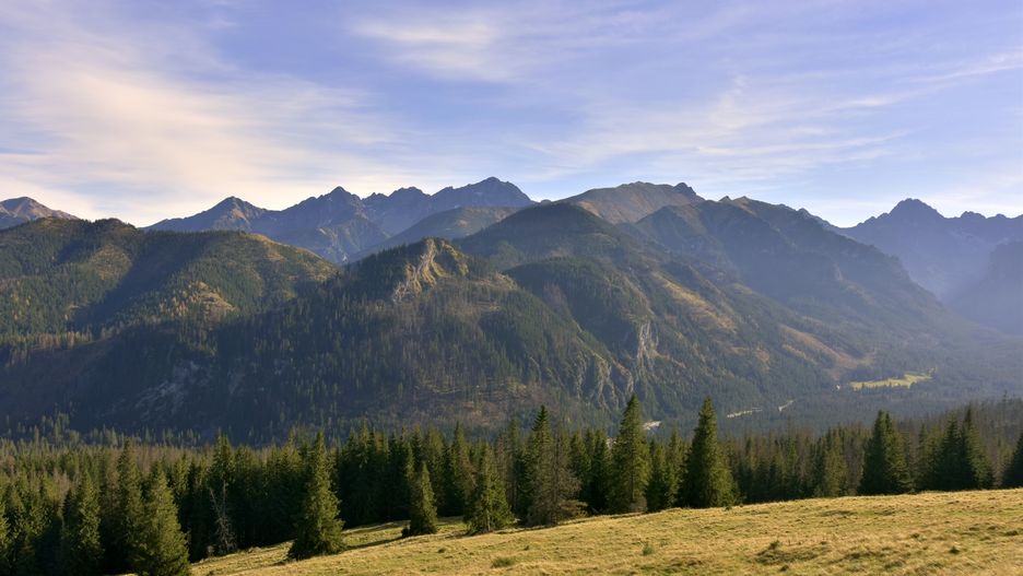 Tatry. Ratownicy ze Słowacji sprowadzili 3 polskich taterników