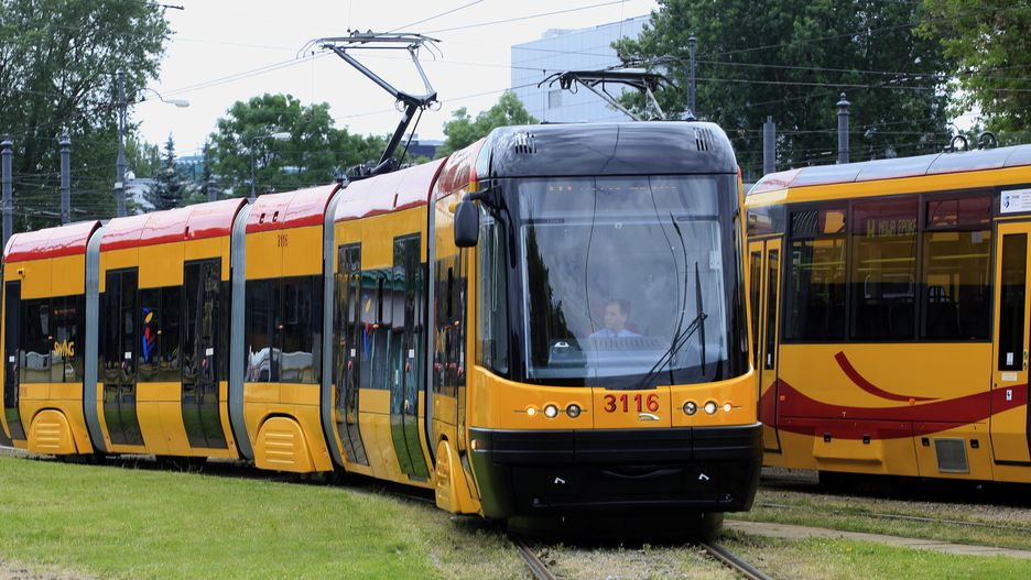 Warszawa. Tramwaje Warszawskie szukają motorniczych. Proponują zarobki ok. 6,5 tys. zł