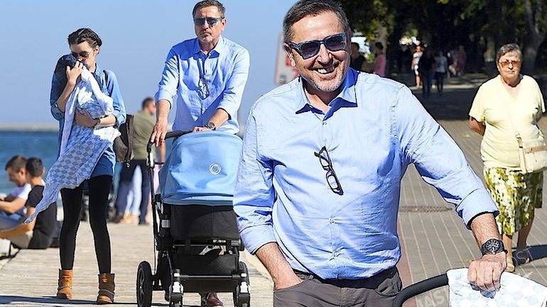 Andrzej Sołtysik i Patrycja Czop z dzieckiem w Gdyni