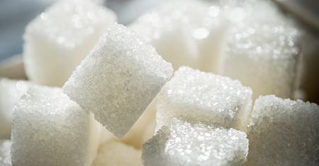 Wrogowie odchudzania. Produkty, które zawierają najwięcej cukru
