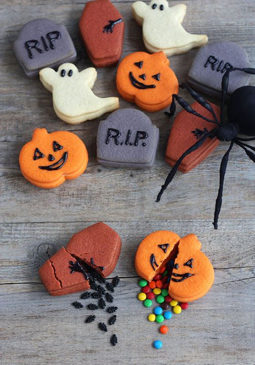 Trick-Or-Treat Pinata Cookies