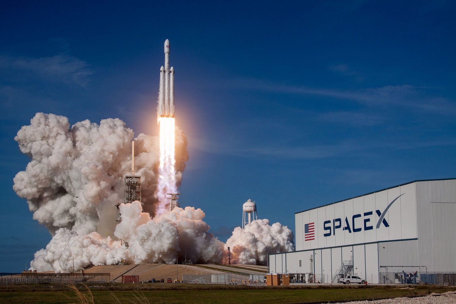 Debiut rakiety nośnej Falcon Heavy 