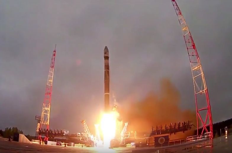 Rosja wysłała w kosmos rakietę z tajną misją. To budzi niepokój