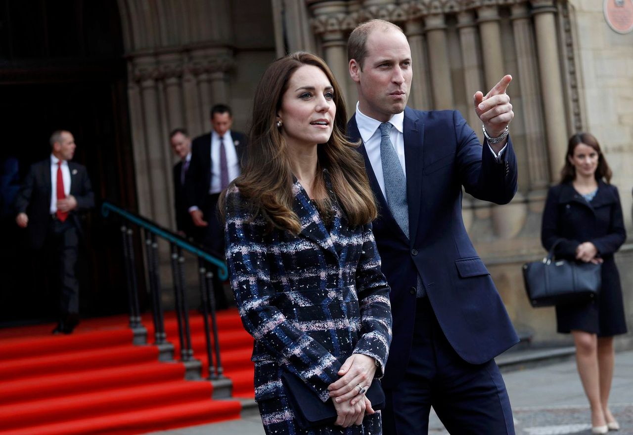 Dlaczego Kate i William nie trzymają się za ręce?