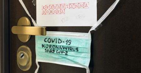 Warszawa. Horrendalne ceny za maski higieniczne? UOKiK przyjrzy się im