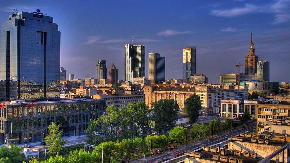 Smog Warszawa - 10 grudnia: dobra jakość powietrza na południu, gorsza na północy