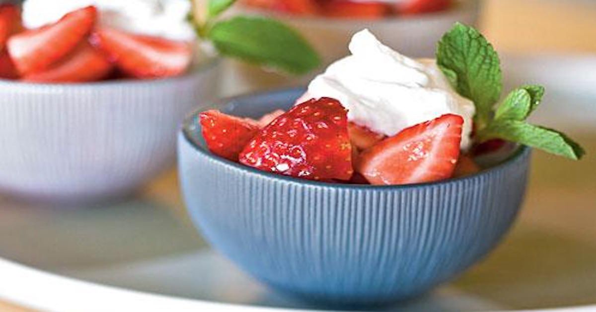 10 zdrowych przekąsek, które ze spokojnym sumieniem, możesz jeść podczas diety. Na pewno od nich nie przytyjesz!