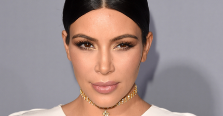 Efekt Kim Kardashian. Konturowanie wielomilionowym przemysłem
