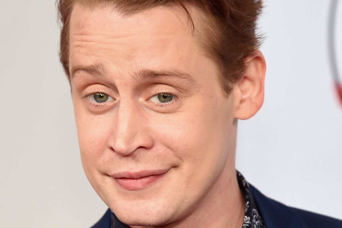 Macaulay Culkin przyłapany z dziewczyną. Pomogła mu wyjść na prostą