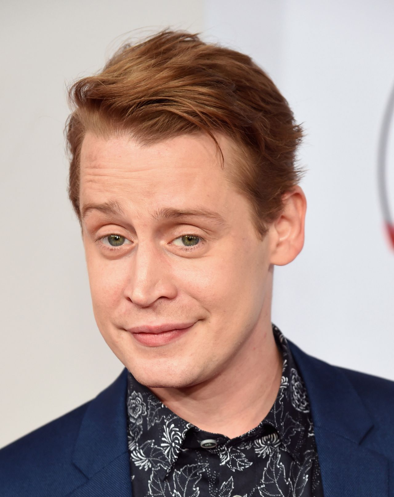 Macaulay Culkin przyłapany z dziewczyną. Pomogła mu wyjść na prostą